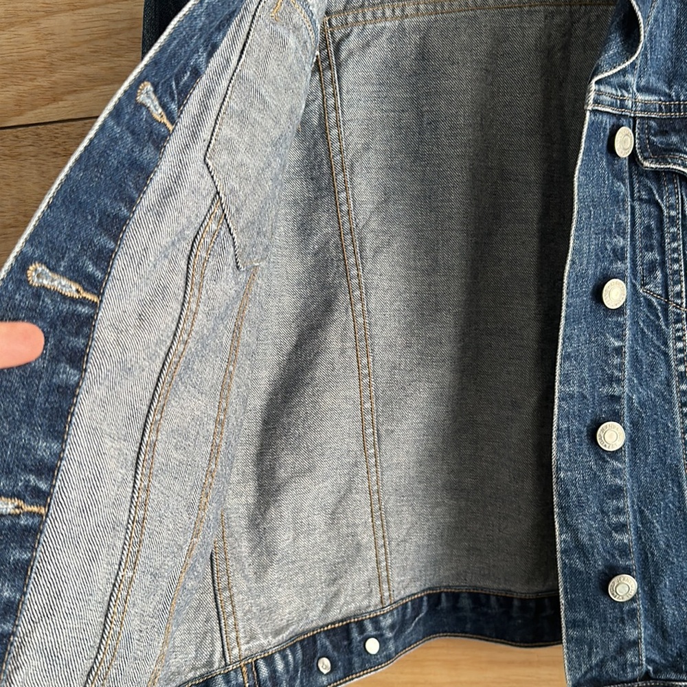 GAP Jean Jacket XS - Picture 7 of 7